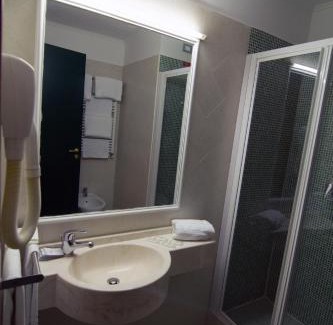 Artena Hotel | Hotel degli Amici