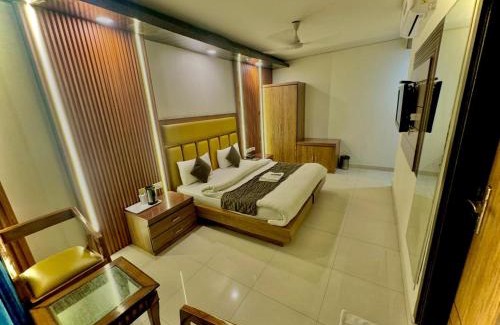 Karol Bagh Hotel | Hotel Delhi Pride, Karol Bagh