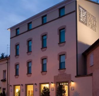 Santarcangelo di Romagna Hotel | Hotel Della Porta