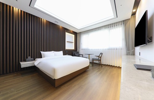 Mokpo Hotel | Hotel Demer