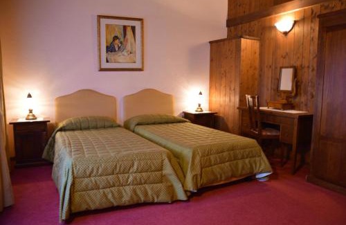 Saint-Rhemy-en-Bosses Hotel | Hotel Des Alpes