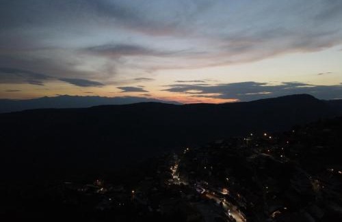 Gorno Dryanovo Hotel | Hotel Deyanira