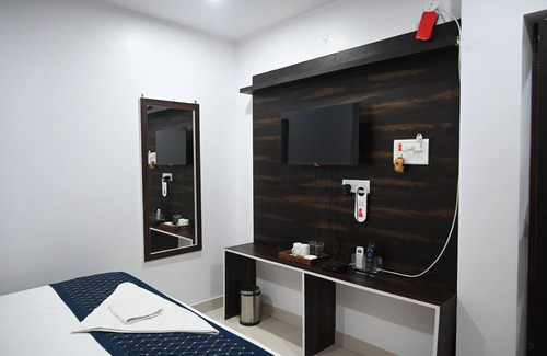 Danapur Hotel | Hotel Dimant Inn