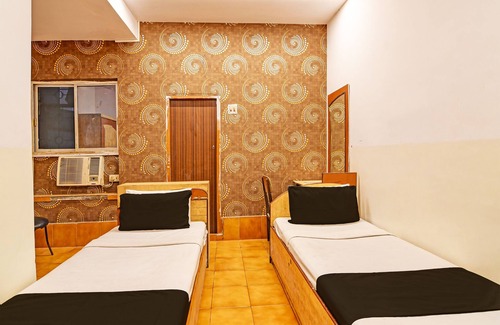 Sealdah Hotel | Hotel Dinar