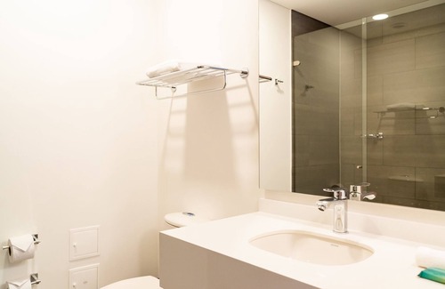 Fontibon Hotel | Hotel Distrito ZF By OxoHotel