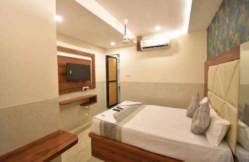 Kismat Nagar Bed & Breakfast | Hotel Dream Palace Residency - Near to US Embassy Bkc Mumbai