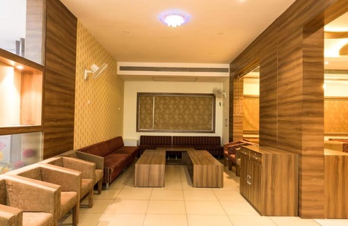 Kolar Road Hotel | Hotel Drishti, Bhopal