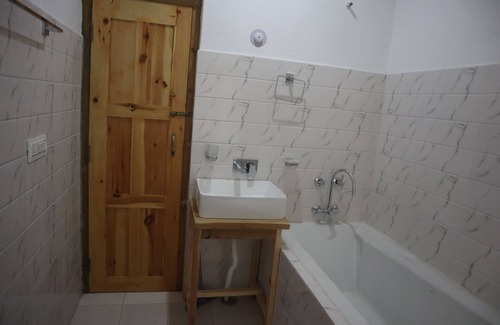 Turtuk Hotel | Hotel Duktuk
