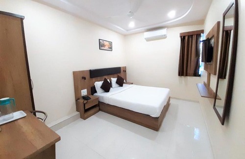 Goregaon East Hotel | Hotel Durga Elite Mumbai