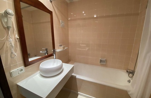 Candanchu Hotel | Hotel Edelweiss Candanchu