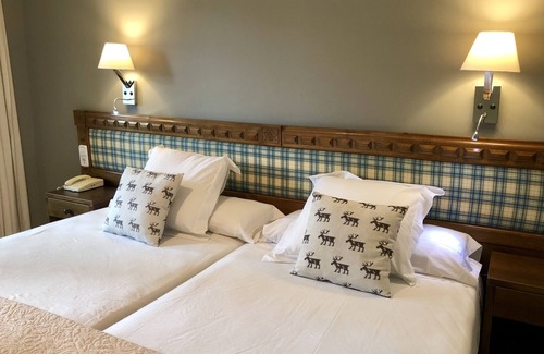 Candanchu Hotel | Hotel Edelweiss Candanchu