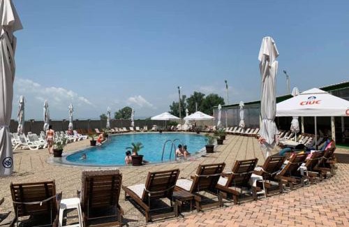 Simian Hotel | Hotel Eden