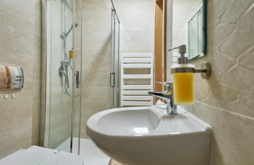Ramnicu Sarat Hotel | Hotel Eden