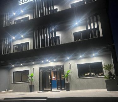 Mugnano di Napoli Hotel | Hotel El Pamas