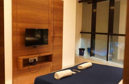 Goregaon East Hotel | Hotel Elegance