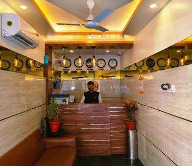Prabhadevi Hotel | Hotel Elegant - Mohammed Ali Road