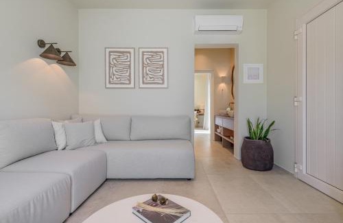 Adamas Hotel | Hotel Eleni