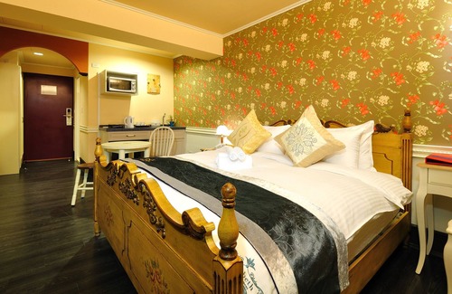 West District Hotel | Hotel Elizabeth