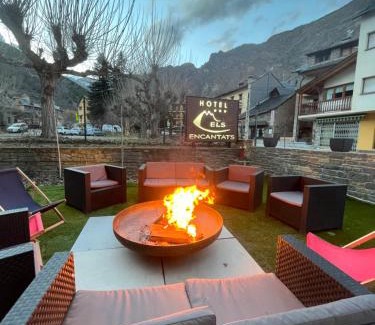 Espot Hotel | Hotel Els Encantats