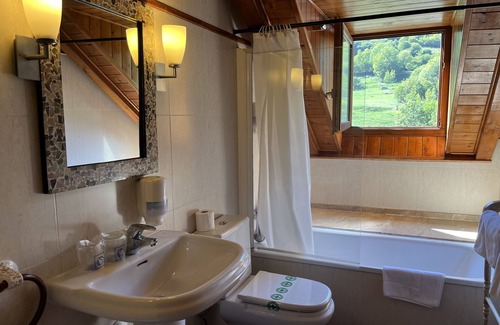 Espot Hotel | Hotel Els Encantats