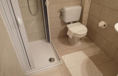 Lavorgo Hotel | Hotel Elvezia - Self Check-in