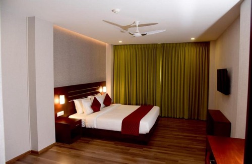 Quilon Hotel | HOTEL EMERALD PALACE