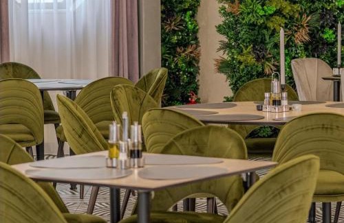 Mihail Kogalniceanu Hotel | Hotel Emi
