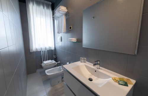Porto Recanati Hotel | Hotel Enzo