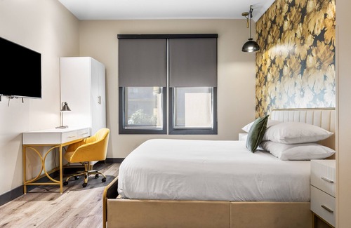 Little Saigon Hotel | Hotel EPIK