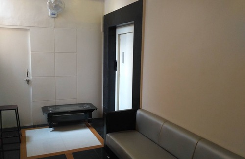 Hadapsar Hotel | Hotel Everest Inn