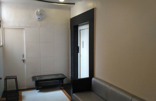 Hadapsar Hotel | Hotel Everest Inn