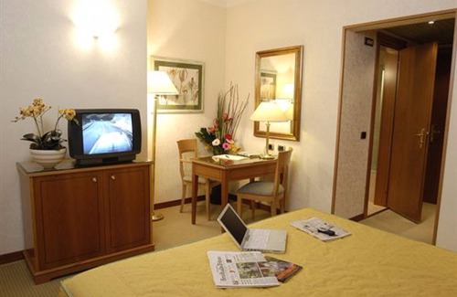 Magenta Hotel | Hotel Excelsior Magenta