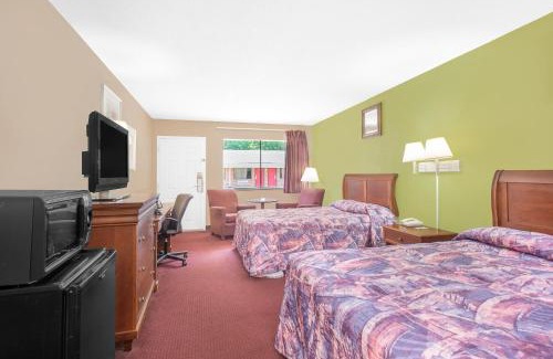 Fort Mc Clellan Hotel | Hotel Express Anniston/Oxford