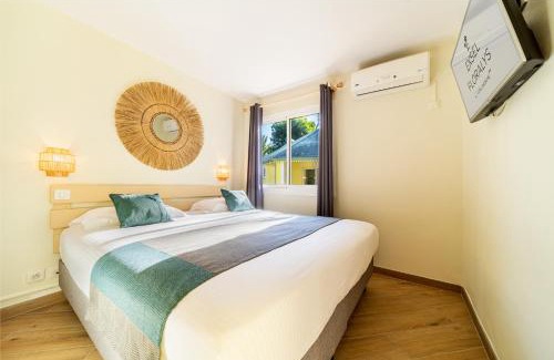 Etang Sale Les Bains Hotel | Hotel Exsel Floralys