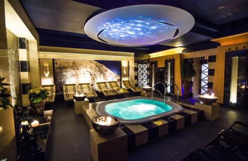 Rumia Hotel | Hotel Falko