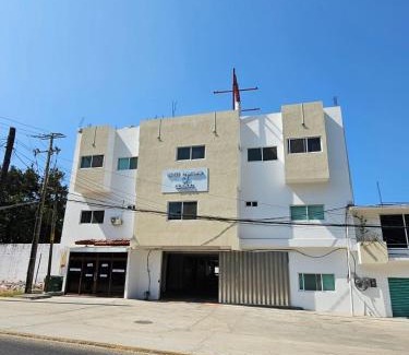 Brisas de Zicatela Hotel | Hotel Familiar Abejac