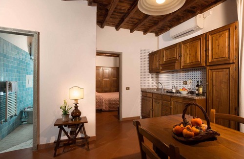 San Donato in Fronzano Hotel | Hotel Fattoria degli Usignoli