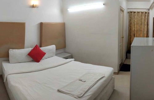 Jayanagar Hotel | Hotel Fiesta Grand