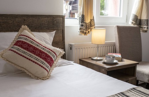 Manastirea Humorului Hotel | Hotel Floare de Colt Bucovina
