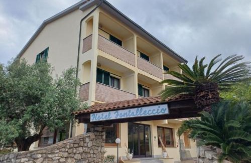 Procchio Hotel | Hotel Fontalleccio