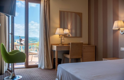 Montone Hotel | Hotel Fortebraccio