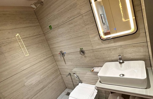 Ahmedabad Hotel | Hotel Fun Regency