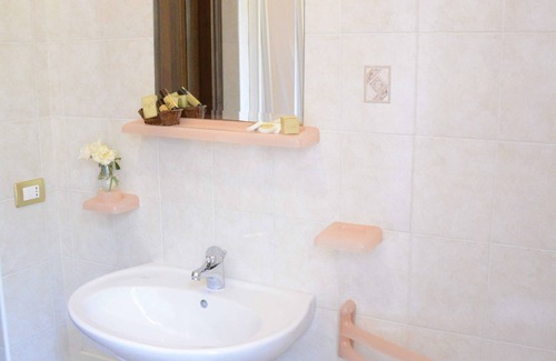 Villanovaforru Hotel | Hotel Funtana Noa