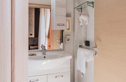 Marina di Massa Hotel | Hotel Gabrini