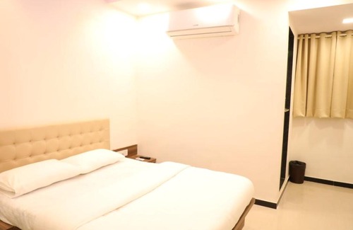 Indira Nagar Hotel | Hotel Galaxy Inn
