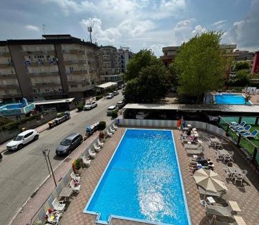 Valverde Hotel | Hotel Garden
