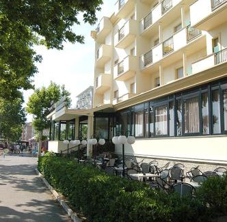 Valverde Hotel | Hotel Garden