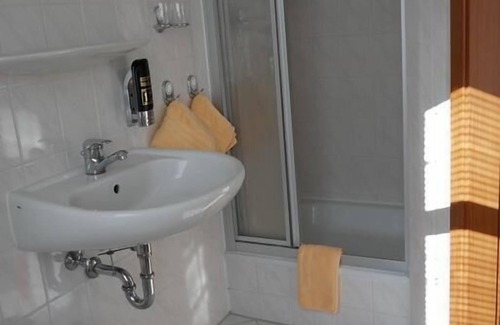 Niederwiesa Hotel | Hotel Garni Brauhof Niederwiesa