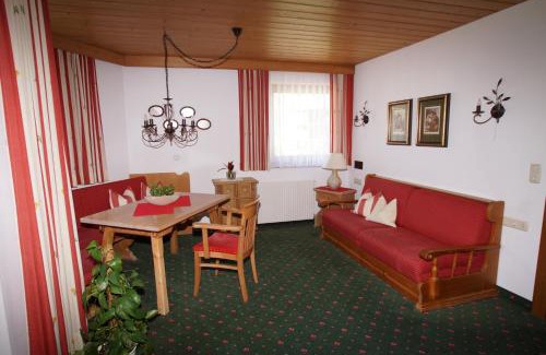 Mayrhofen Hotel | Hotel Garni Erler