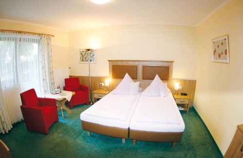 Safferstetten Hotel | Hotel Garni Hubertushof